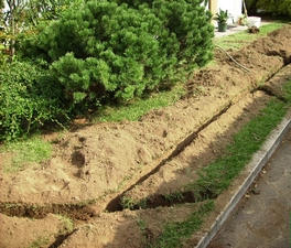 sistema de excavación jardín de riego